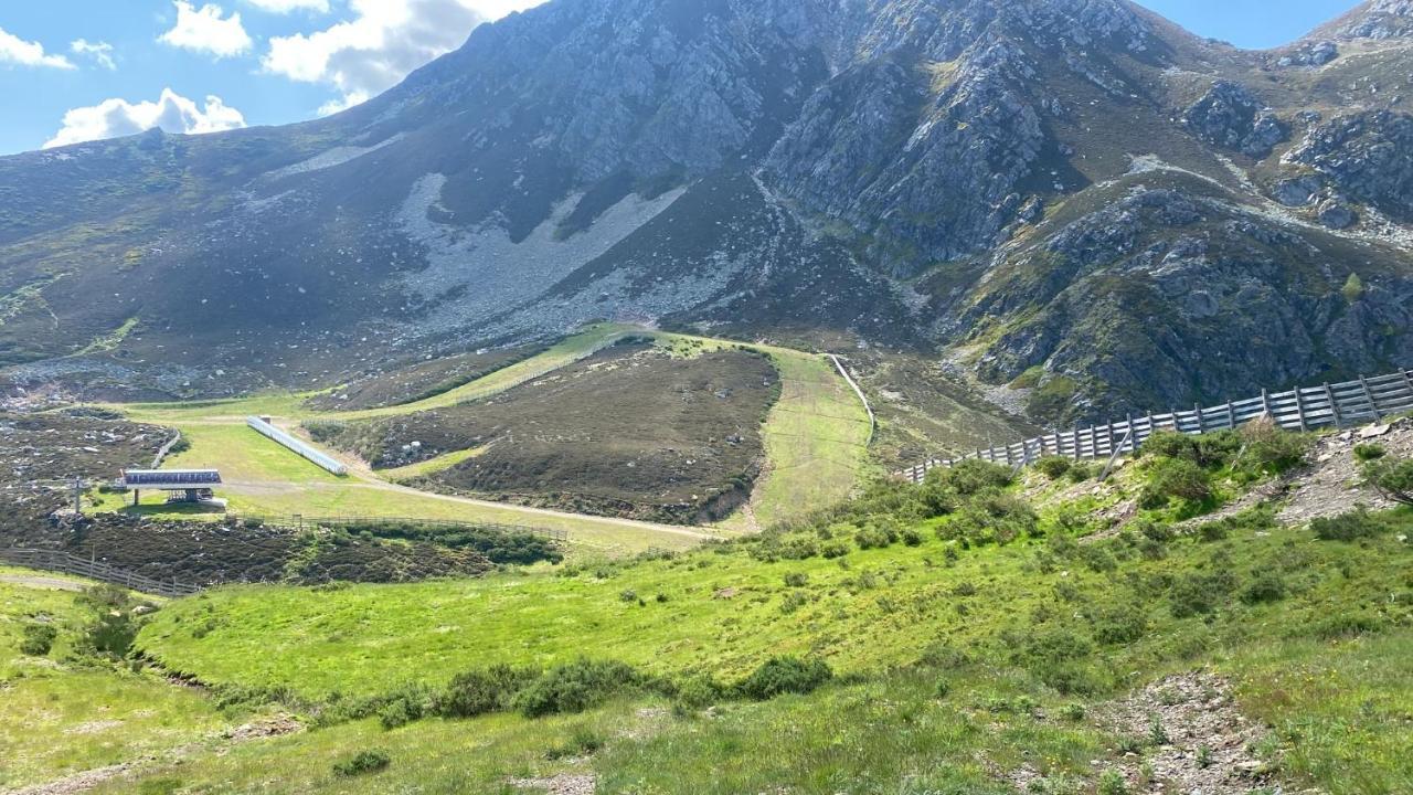 Acogedor Apartamento Estacion De Esqui San Isidro سان إيسيدرو المظهر الخارجي الصورة